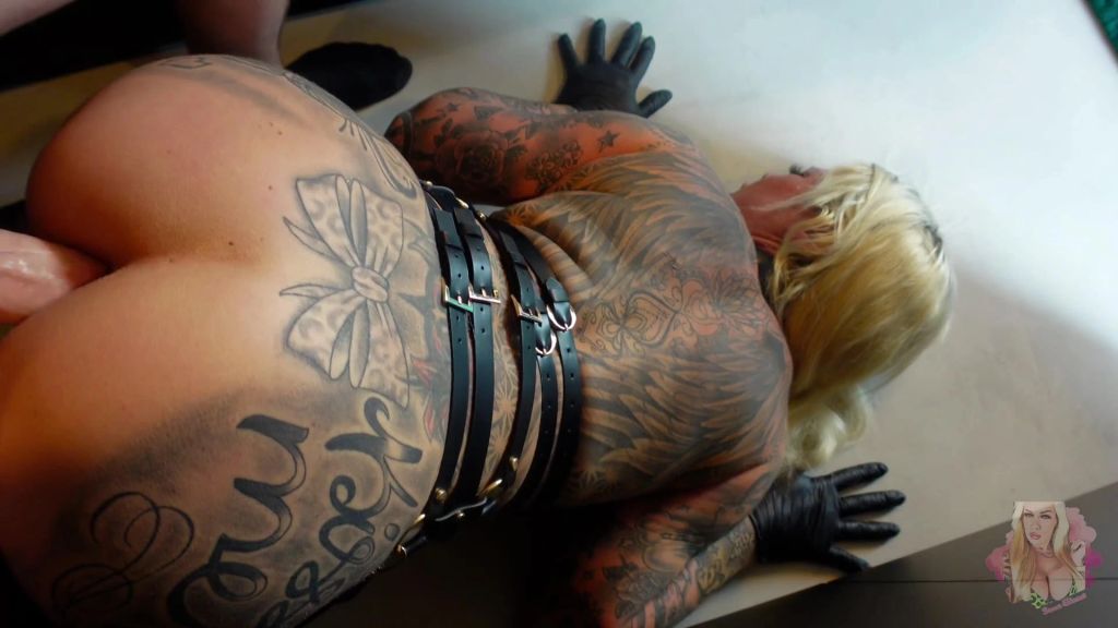 sexy foto nr. 9 von dein verhurtes BLONDIE l PISS & wixx mich voll I FSK 21