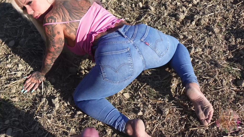 sexy foto nr. 8 von I'm a cowgirl I come on & piss I yeehaw!
