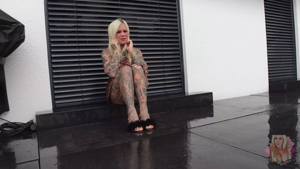 sexy foto nr. 3 von SCHEISS auf die handwerker I ich weihe meine terrasse ein.