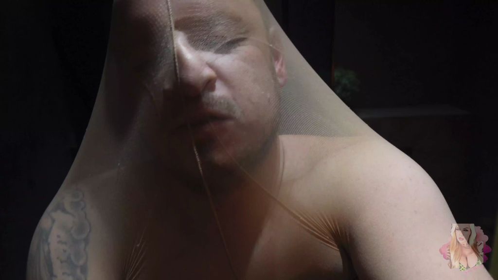sexy foto nr. 2 von Monster-PISSE I für das Opfer