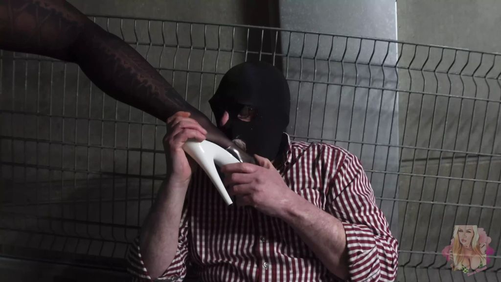 sexy foto nr. 3 von mein liebster SKLAVEN fertig gemacht I STEFFI SEHR DOMINANT