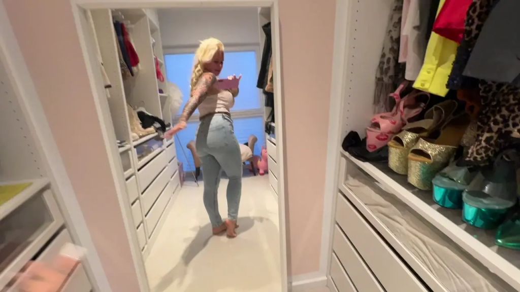 sexy foto nr. 2 von GEILSTER JEANS ARSCH IM NETZ | versauter Dirty Talk lässt di