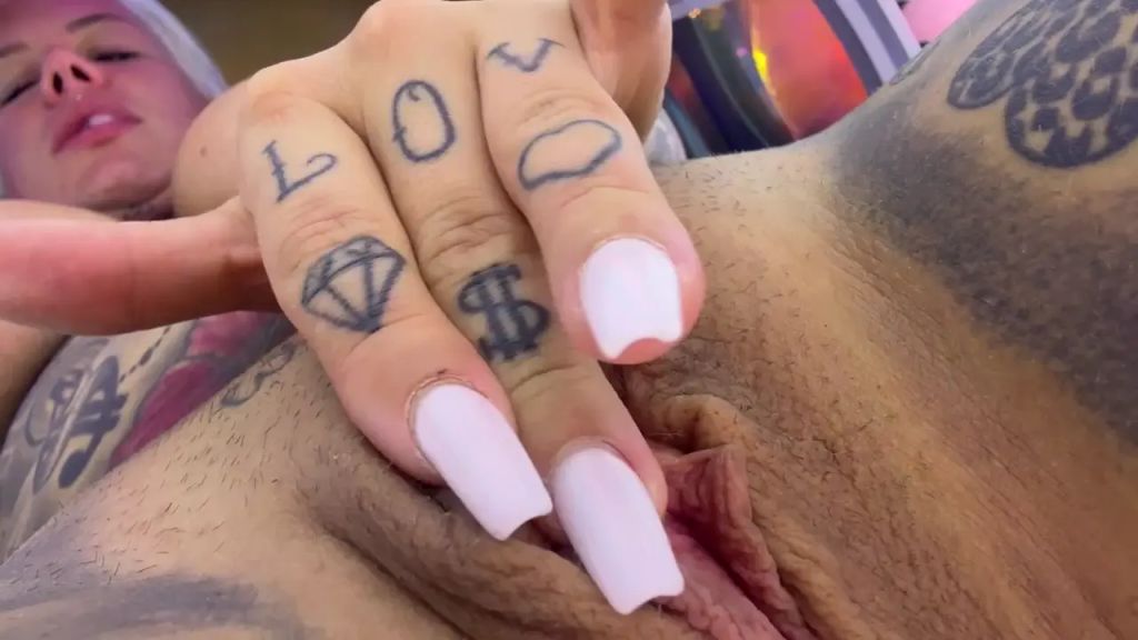 sexy foto nr. 3 von SONNENBANK WIXXEN | extrem notgeil überall.