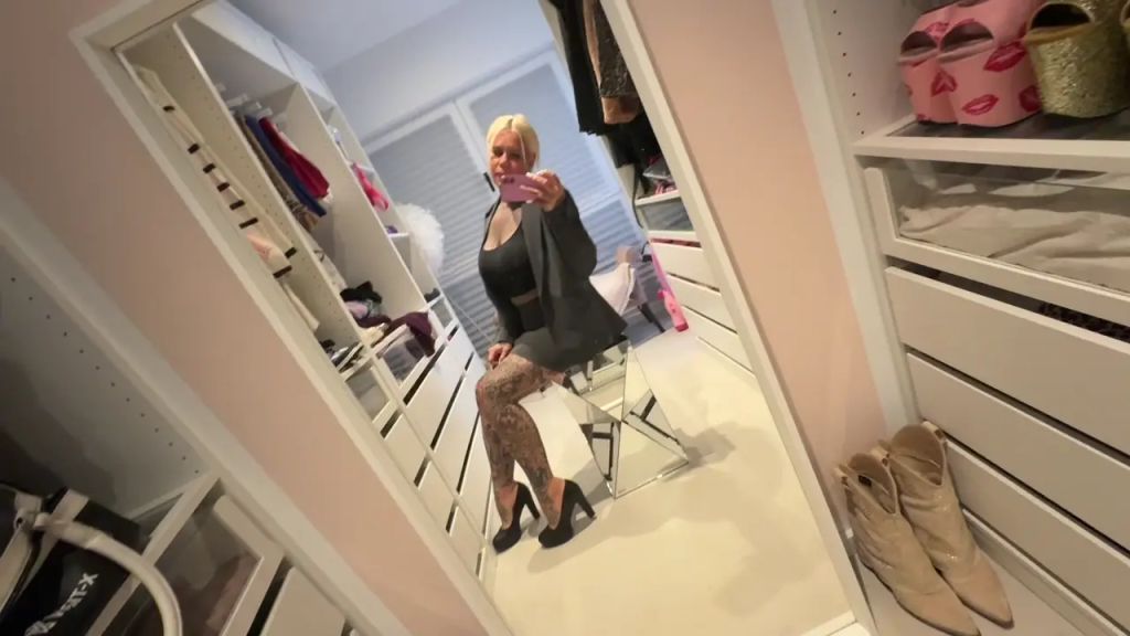 sexy foto nr. 1 von BÜRO MAUS FICK | Arbeitslose zum Einstellungsfick!