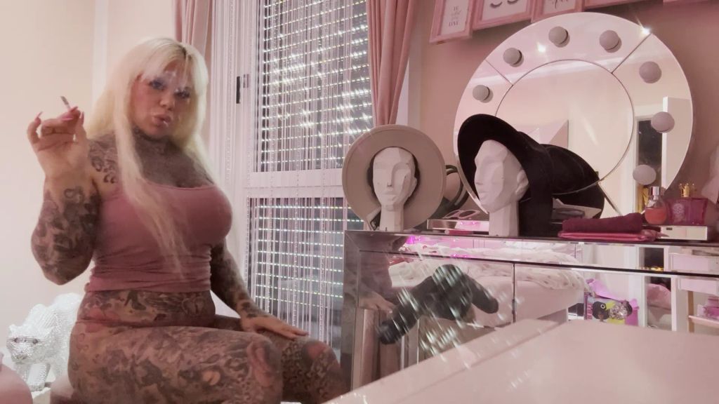 sexy foto nr. 6 von Smoking BBC DICK!