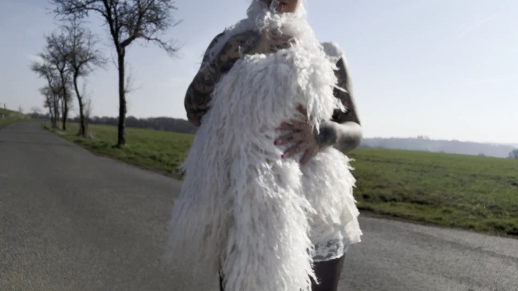 sexy foto nr. 5 von Jogging Maus! schwitz und bumsbar!