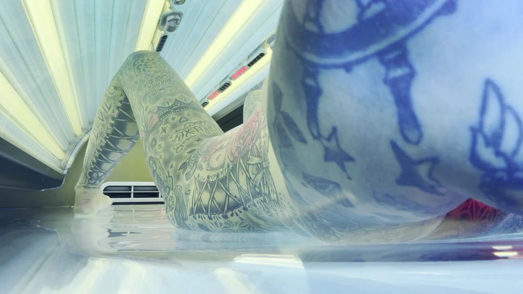 sexy foto nr. 5 von SONNENBANK STEFFI - unter der Bank geht es zur Sache!