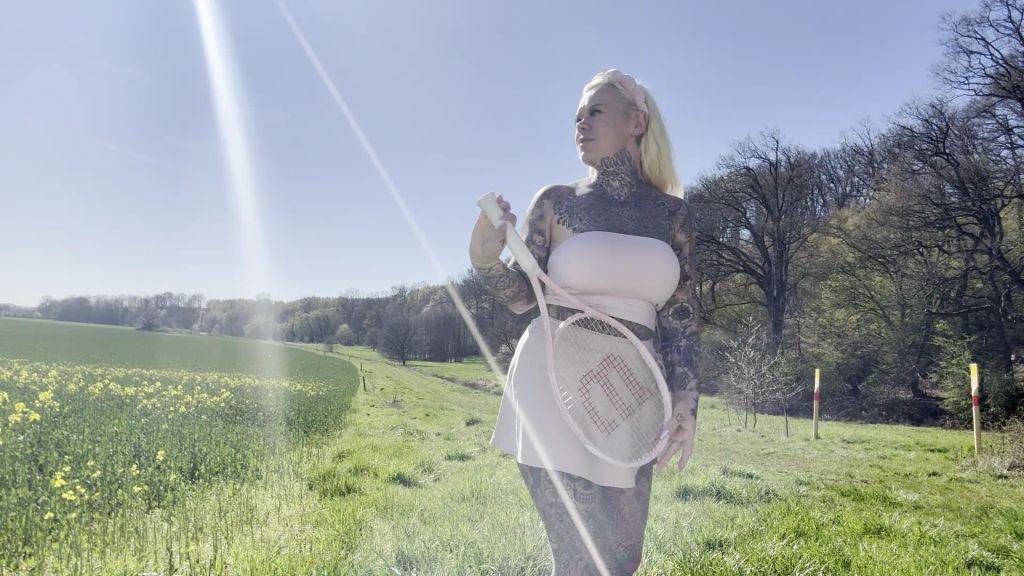 sexy foto nr. 3 von Tennis SEXBOME | lass mich mit deinen Bällen spielen.