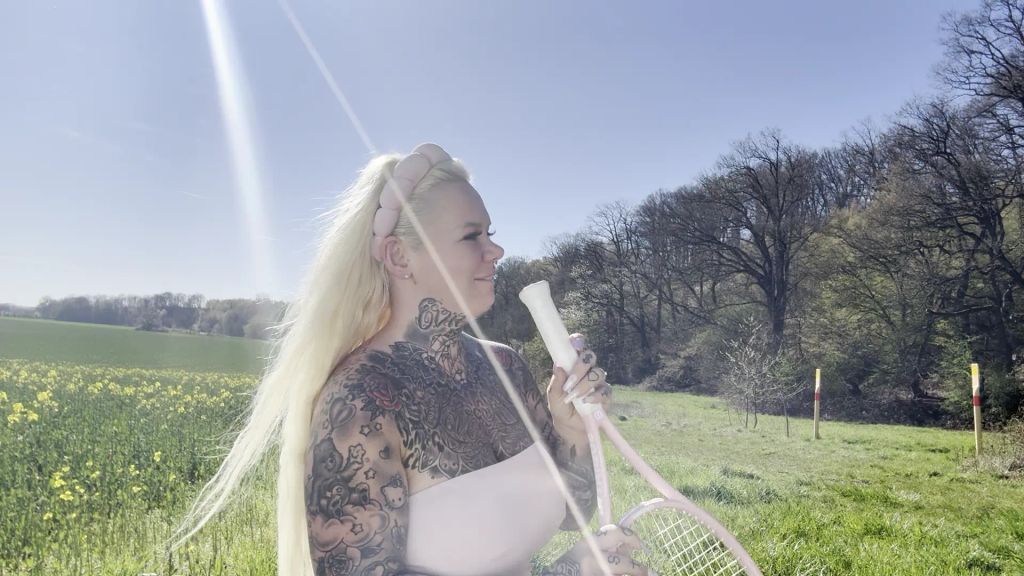 sexy foto nr. 7 von Tennis SEXBOME | lass mich mit deinen Bällen spielen.