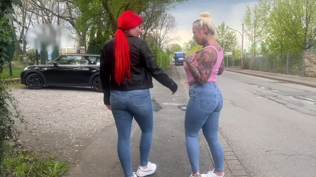 sexy foto nr. 2 von fotze PISST fotze voll | DIE GEILSTEN JEANSÄRSCHE!!!