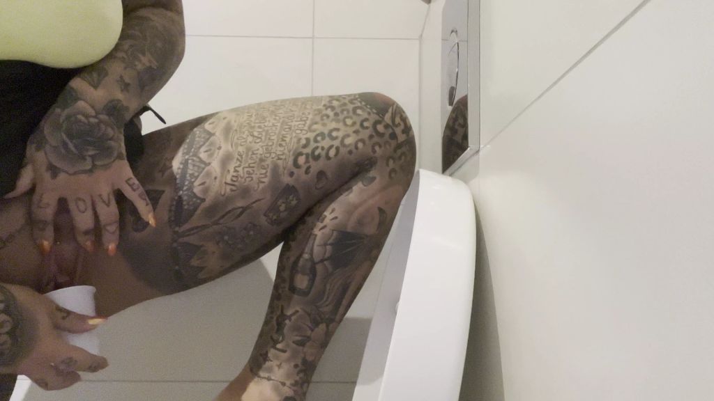 sexy foto nr. 4 von LIVE BEIM FRAUENARZT SCHWANGERSCHAFTSTEST
