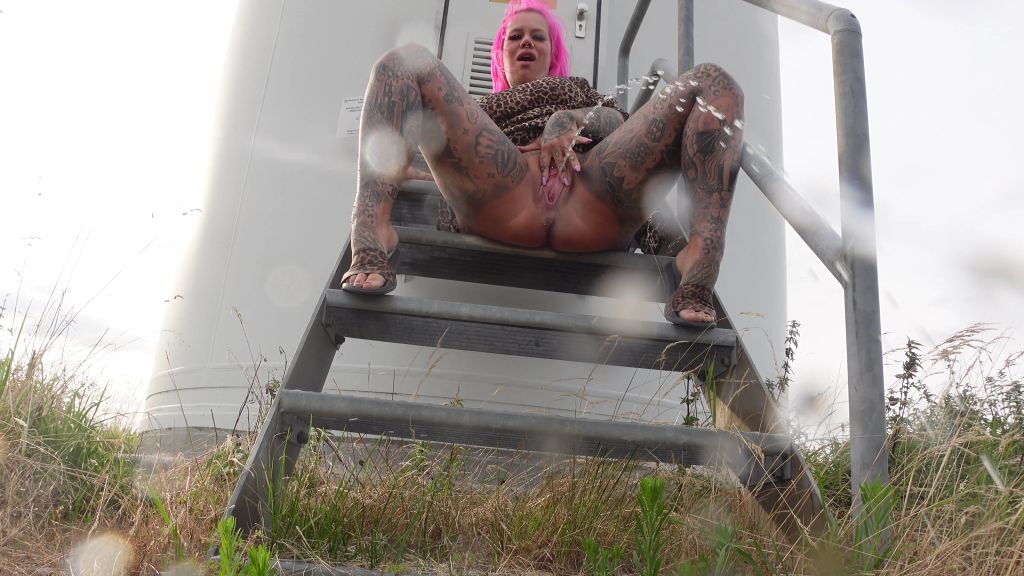 sexy foto nr. 8 von 3 TAGE UNGEWASCHEN I pisst sich am besten und riecht geil