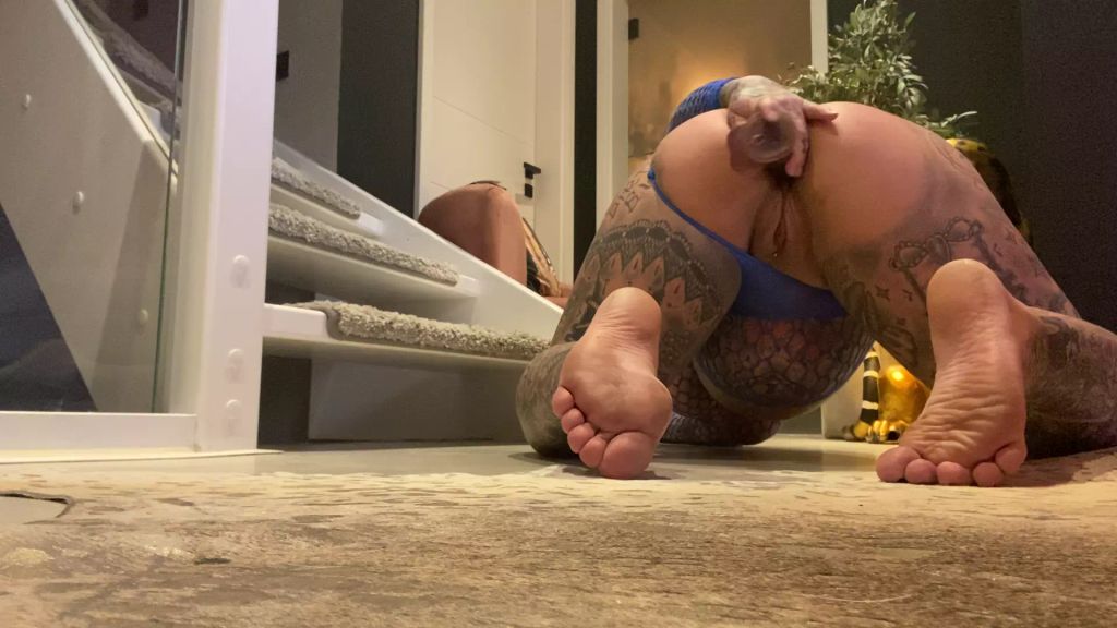 sexy foto nr. 5 von Hardcore asi family - STIEFSOHN FICKT STIEFPAPI in den Arsch