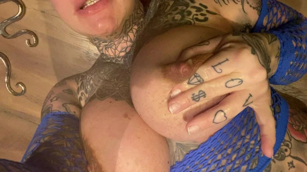 sexy foto nr. 10 von milchtitten SPRITZEN KOMM LECK SIE UND SPRITZ SIE VOLL