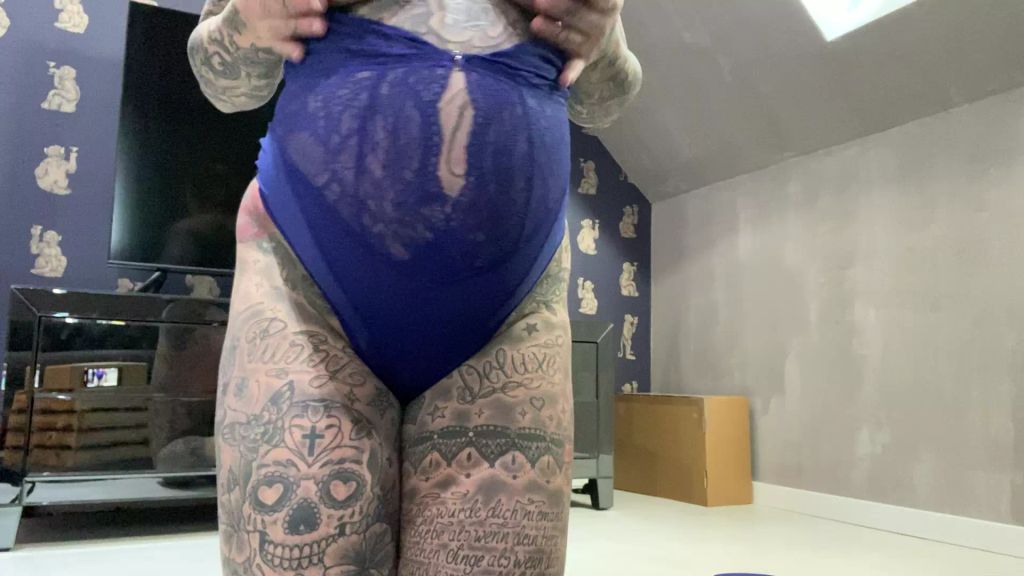 sexy foto nr. 3 von SPRITZT DU MIR GEIL AUF MEINER FETTEN WAMPE