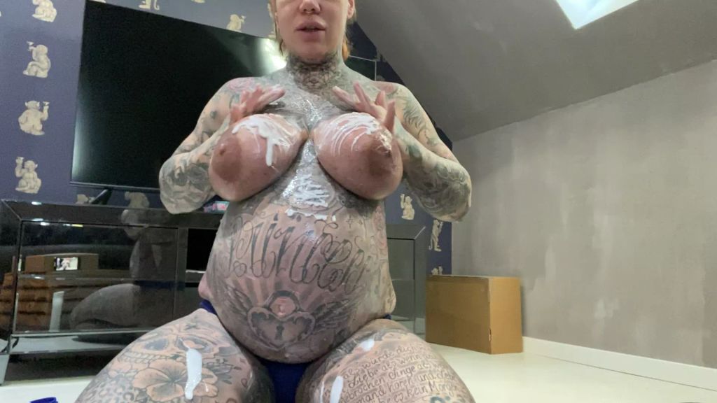 sexy foto nr. 9 von SPRITZT DU MIR GEIL AUF MEINER FETTEN WAMPE