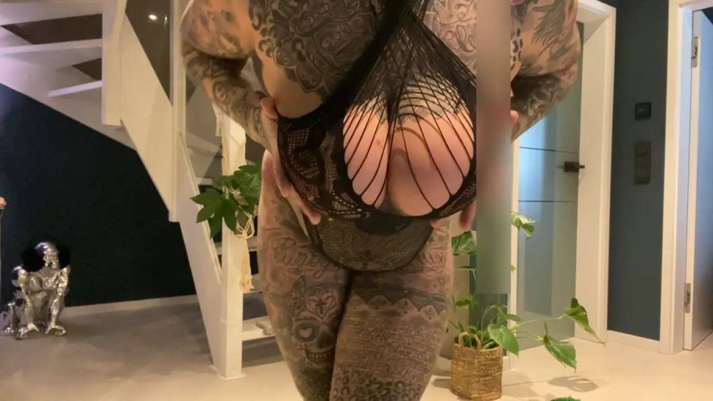 sexy foto nr. 2 von die SUPERMILF | BRAINFUCKER | schwänger mich erneut!