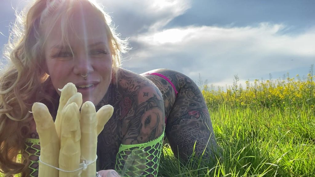 sexy foto nr. 2 von spargel FICK pISS I schön dreckig am stinken