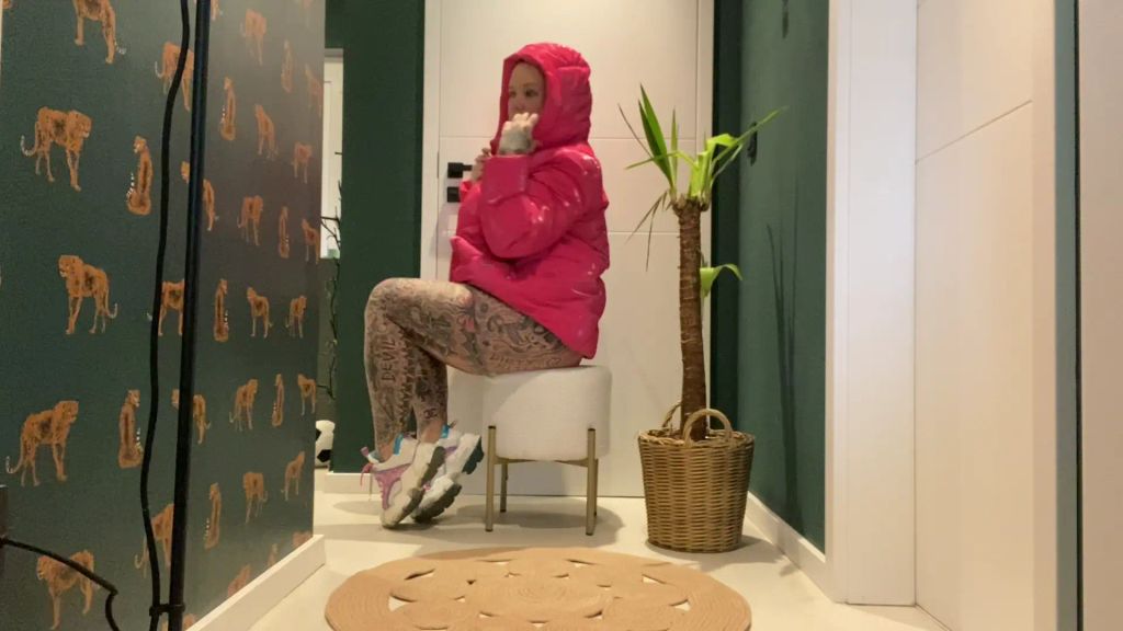 sexy foto nr. 1 von DAUNENJACKEN FICK ESKALATION | Reib mir hart die fotze wund