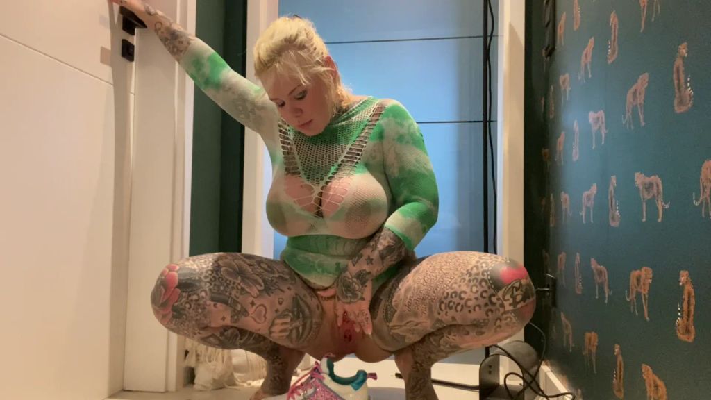 sexy foto nr. 7 von Verdammt perverse sneaker piss
