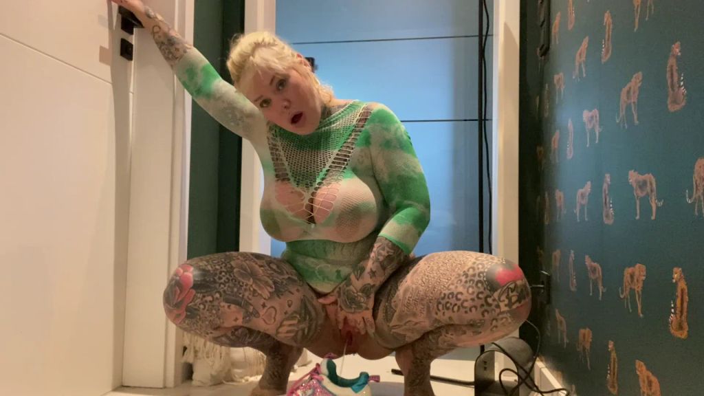 sexy foto nr. 8 von Verdammt perverse sneaker piss