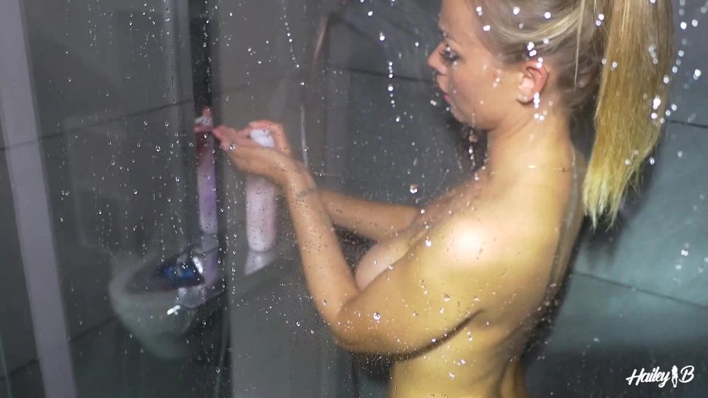 sexy foto nr. 1 von XL Schwanz fickt mich durchs Badezimmer!