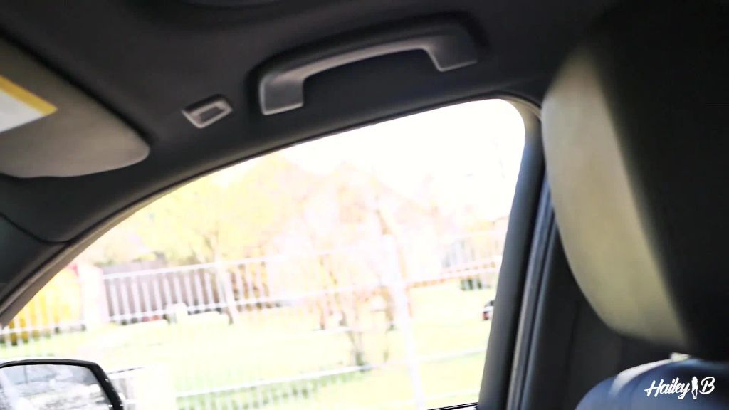sexy foto nr. 2 von Taxifahrer verführt und in Naturalien bezahlt!