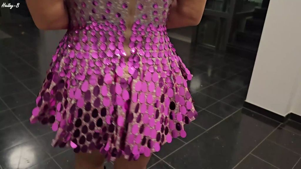 sexy foto nr. 1 von Partyflittchen will besamt werden