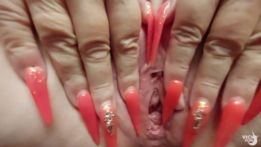 sexy foto nr. 1 von AO Schlampe Vicky | Sperma Mülleimer | I love Creampie!!!