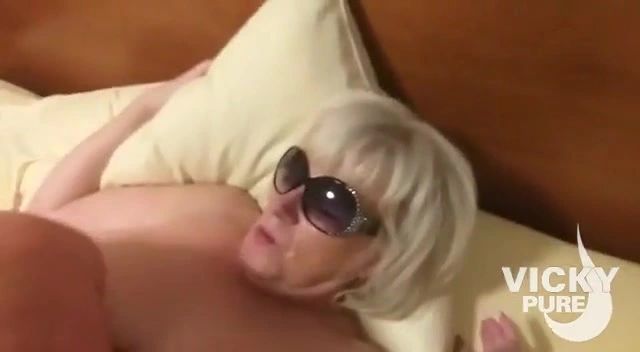 sexy foto nr. 7 von User Schwanz im Hotel geil abgeblasen