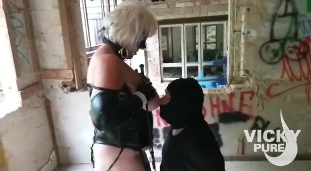 sexy foto nr. 4 von Sklavenzüchtigung