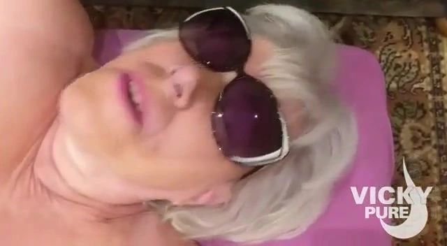 sexy foto nr. 10 von Zum Orgasmus geleckt und gefistet