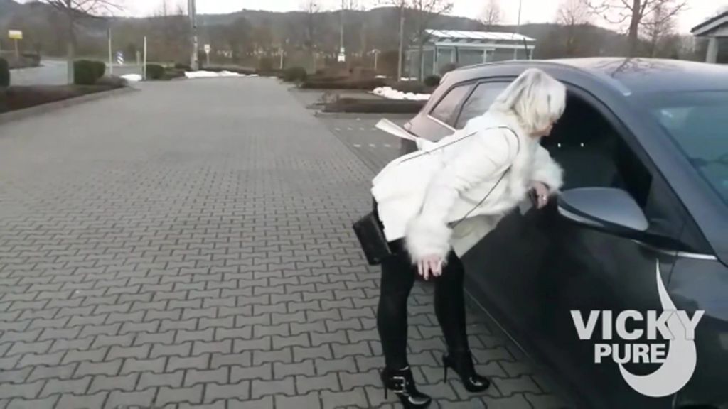 sexy foto nr. 8 von heißes telefonat für nen quicky