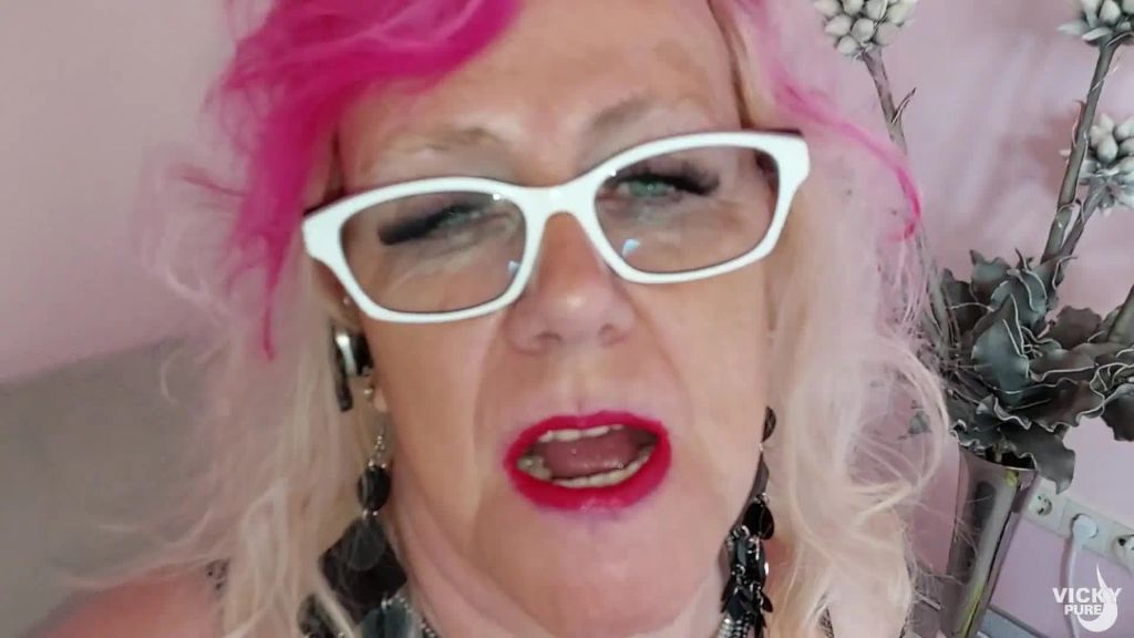 sexy foto nr. 1 von Versaut meine prallen Titten besamt bekommen