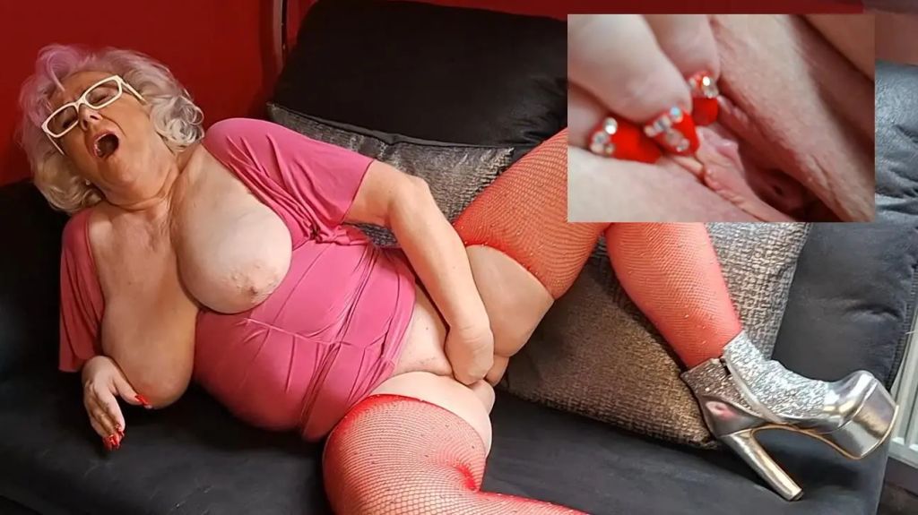 sexy foto nr. 10 von Mir die Fotze mit der kompletten Faust gefistet!!! 