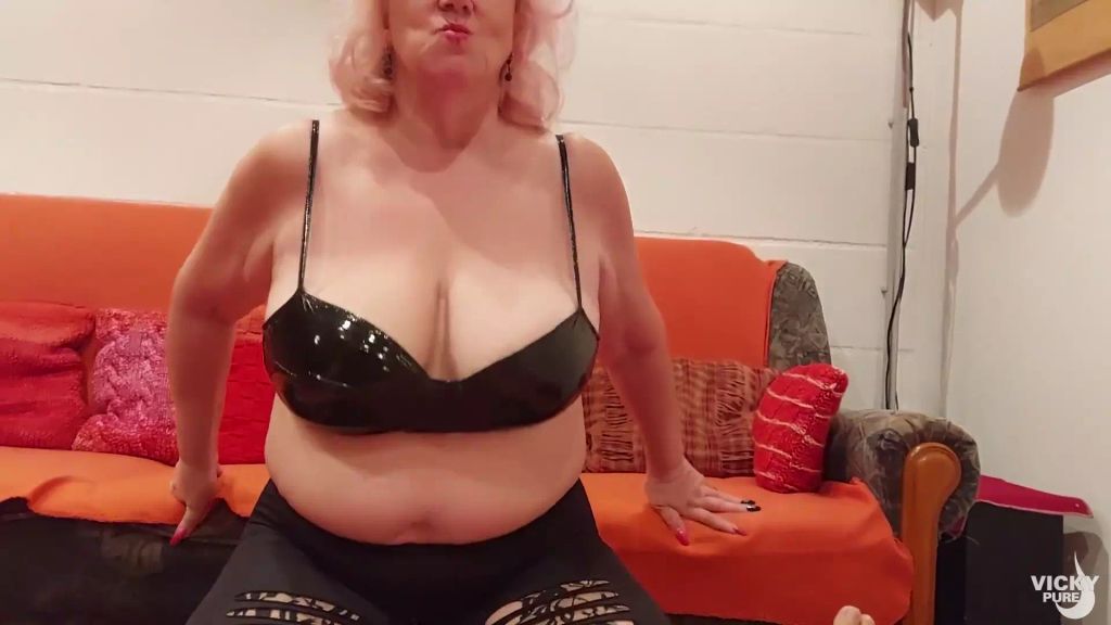 sexy foto nr. 2 von Schwänze gehören ausgesaugt - hole mir das ganze Sperma!