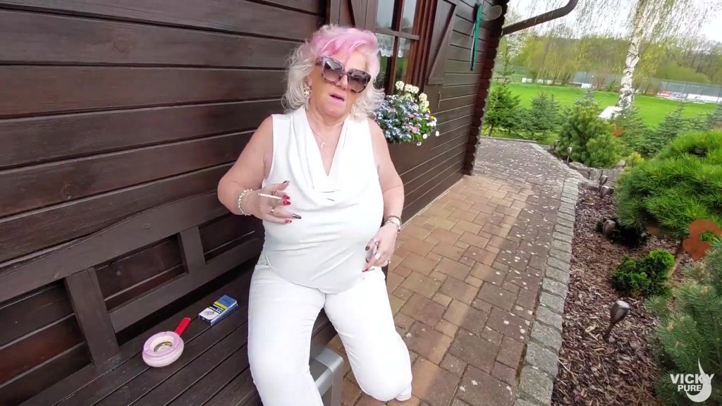 sexy foto nr. 5 von Zigarette und öffentliche Ttten Massage nach dem Frühlingsfest