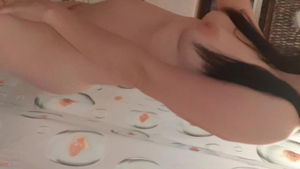 sexy foto nr. 1 von Geile-SPANNER-Freude: Dusche, Rasur, Haare waschen ... :-*