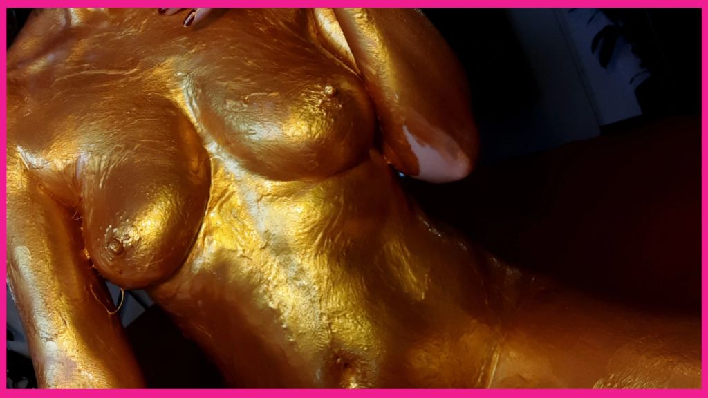 ART ATTACK - Kunst auf nacktem Körper