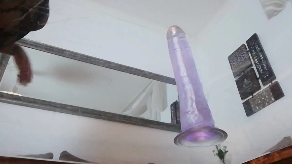 Vorschaubild 1 zum Video „MEGA-SQUIRT AUF DEM GLASTISCH – ICH SPRITZ DICH VOLL (POV)“