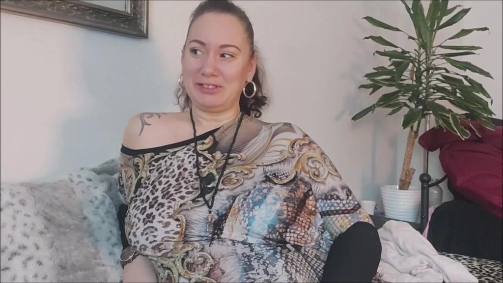 Vorschaubild 2 zum Video „ZUM ORGASMUS GEFINGERT!! WENN DIE SPIELZEUGE WEG SIND...“
