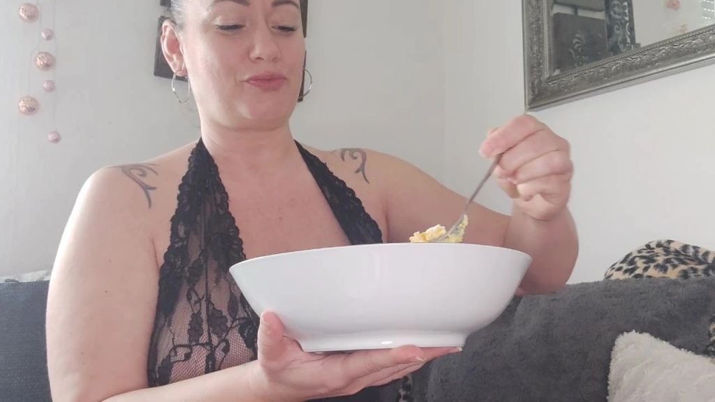 Vorschaubild 5 zum Video „EIERSALAT mit der richtigen Würze! So mache ich mein squirti“