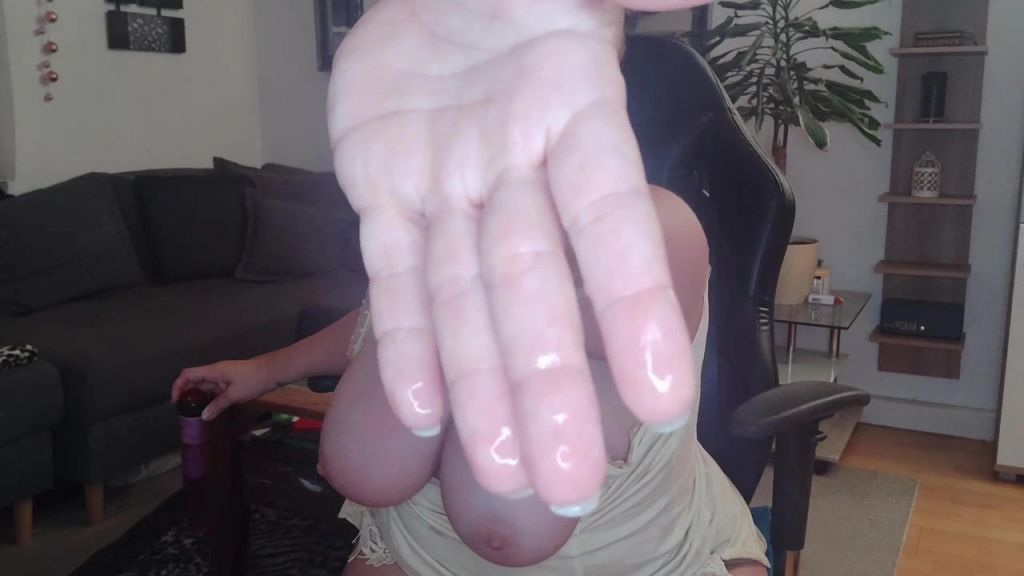Vorschaubild 9 zum Video „Extrem Squirt!! Alleine Wichsen macht kein Spaß, lass es uns“