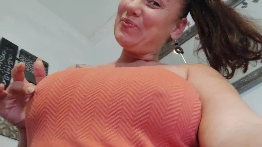 Vorschaubild zum Video „Praller Body, pralles Spielzeug, pralle Spritztour!“ von Curvy Kiss