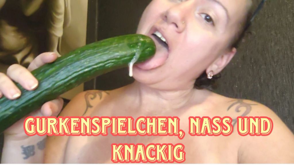 Vorschaubild 10 zum Video „Gurkenspielchen, nass und knackig!“