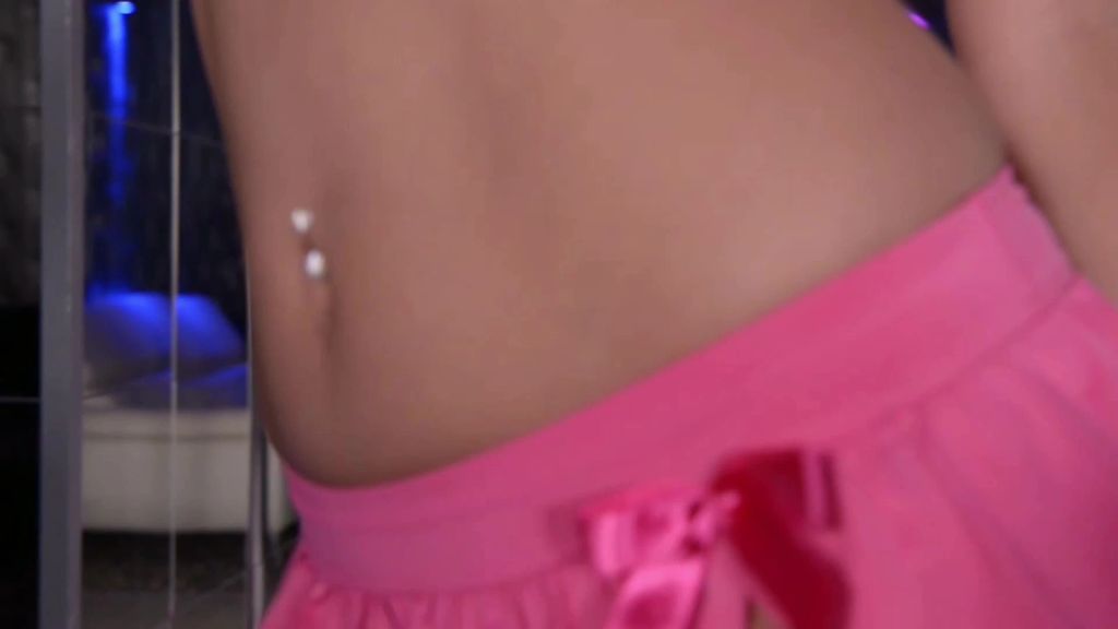 sexy foto nr. 3 von Perverses Fickcasting im Strip-Club!