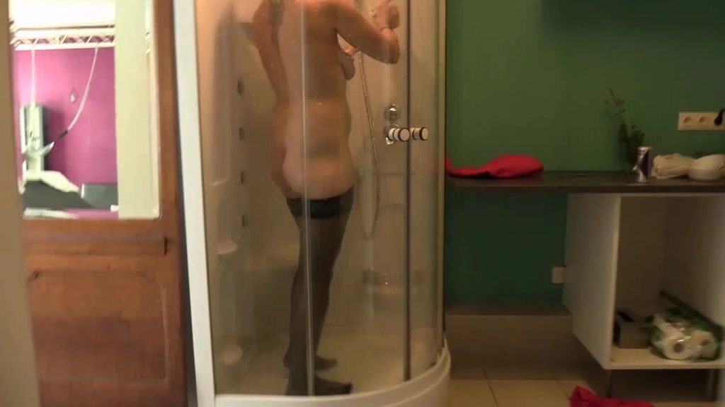 sexy foto nr. 3 von feuchte duschspiele