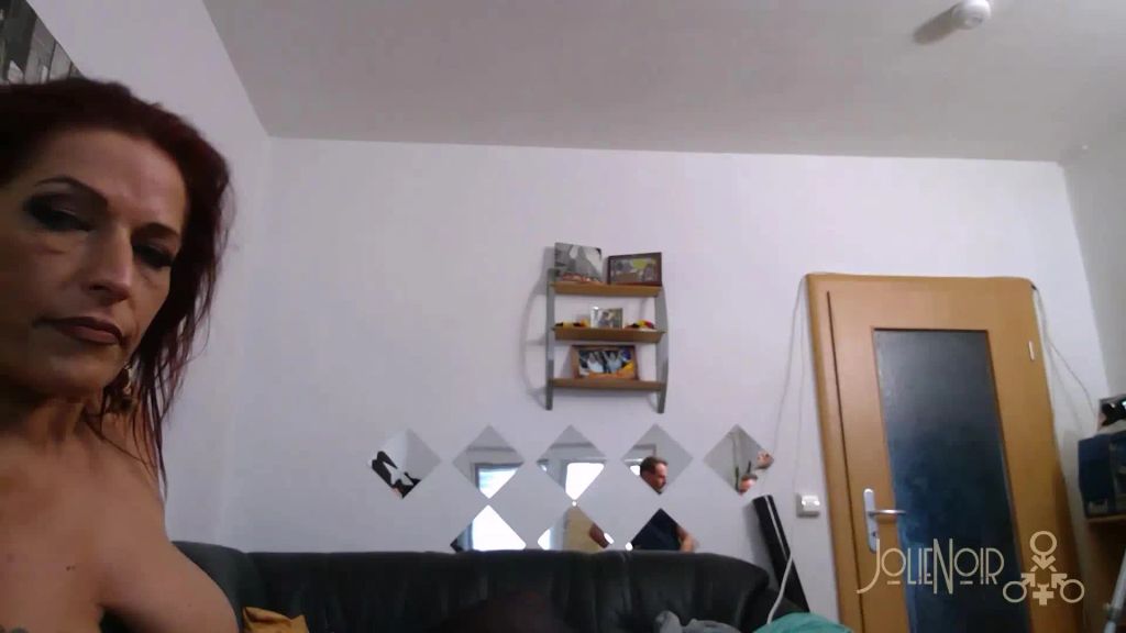 sexy foto nr. 1 von die geile dreiloch schlampe für die jungs WG