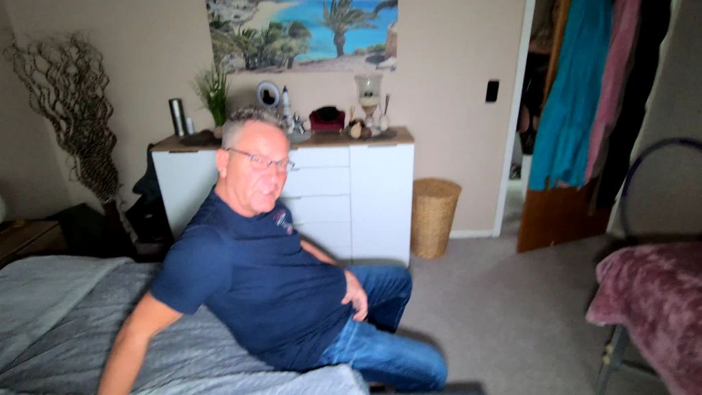 sexy foto nr. 1 von Die Hobbyhure fuer zwei Freunde