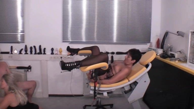 sexy foto nr. 2 von 2 Spanner leergeblasen